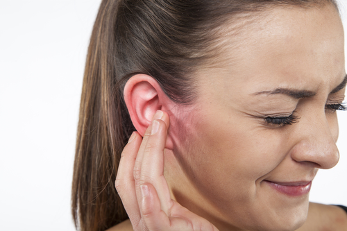 Otite moyenne aiguë : pourquoi cette douleur dans l’oreille ?